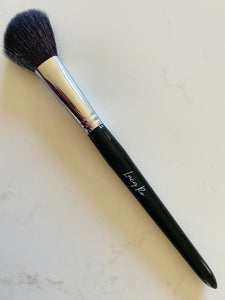 Lucy Ro - Angled Blush Brush